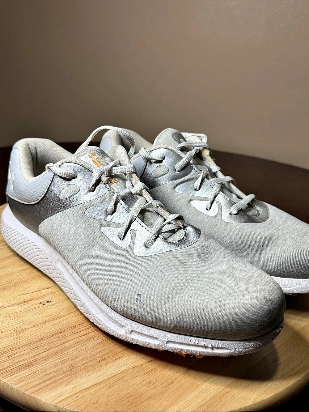 Under Armour Women's Charged Breathe2 Knit SL Golf shoes